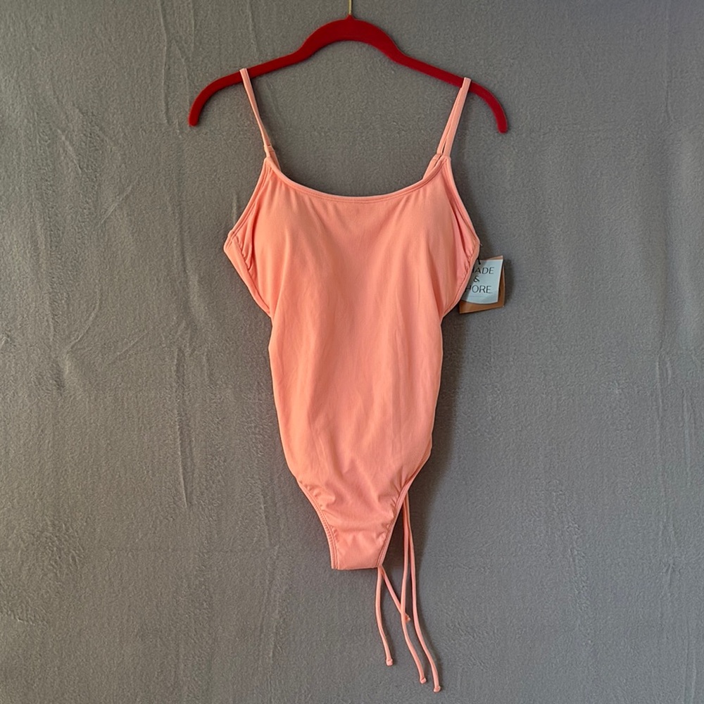 NWT‎ Shade & Shore Peach One Piece Swimsuit Size Small (4-6)